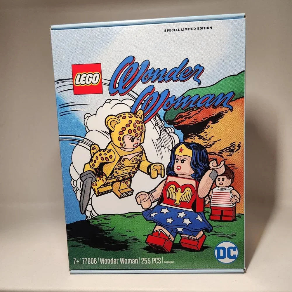 New SEALED RETIRED LEGO DC Comics Wonder Woman 77906 SDCC Exclusive comic con